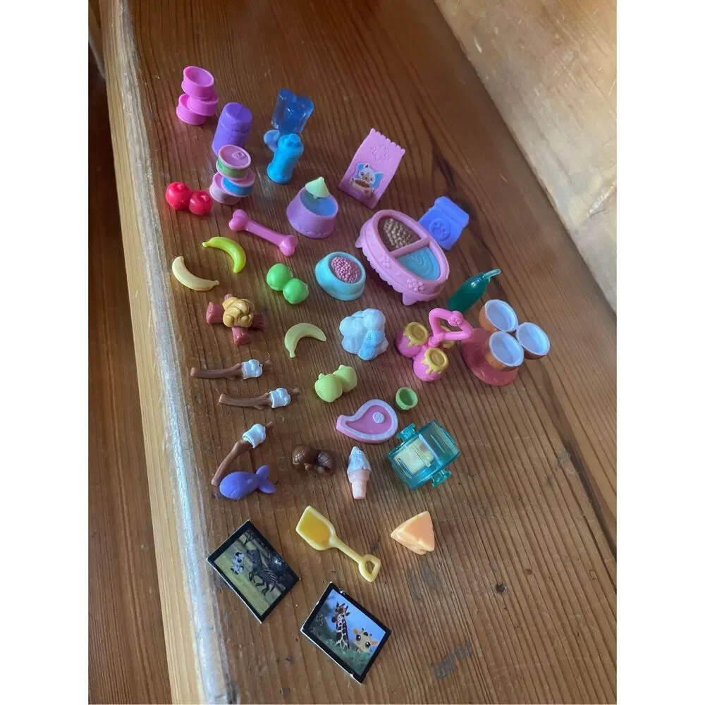 Vintage Littlest Pet Shop (LPS) Toy Accessories